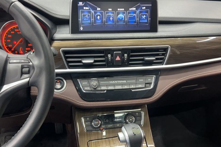 Used Hanteng X5 2018 1.5T CVT Luxury Edition Audio And AC Panel