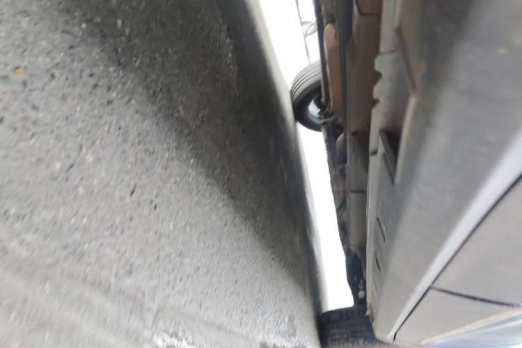 Used Hanteng X5 2018 1.5T CVT Luxury Edition Chassis Rear Right