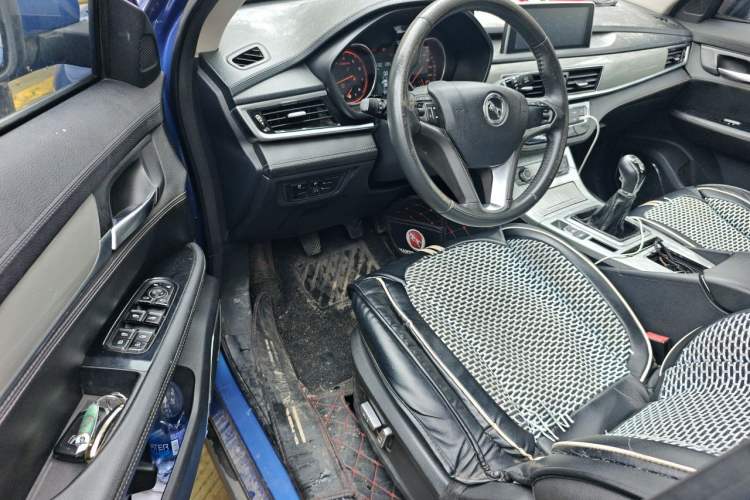 Used Hanteng X5 2018 1.5T Manual Luxury Edition Driver Seat