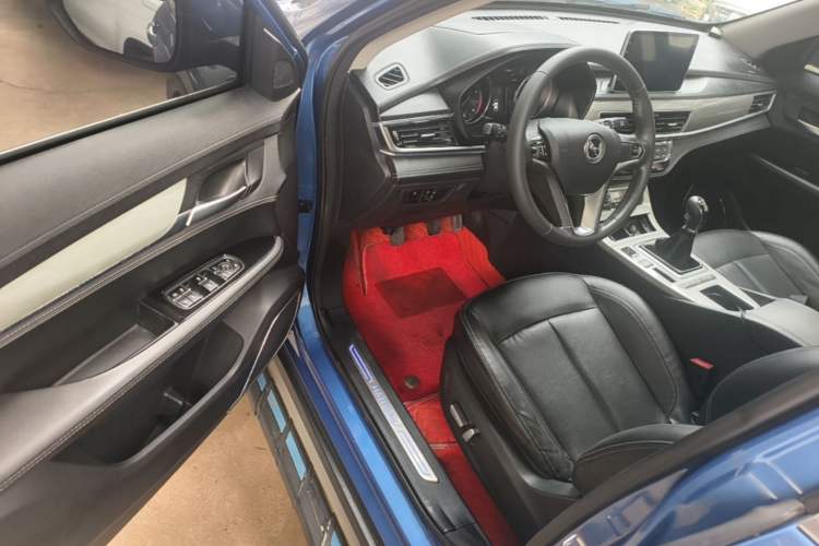 Used Hanteng X5 2018 1.5T Manual Luxury Edition Driver Seat