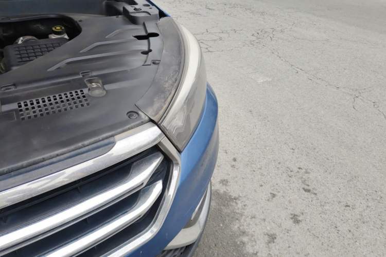 Used Hanteng X5 2018 1.5T CVT Luxury Edition Engine Bay Left