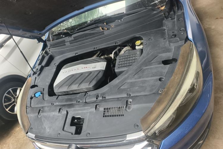 Used Hanteng X5 2018 1.5T Manual Luxury Edition Engine Bay