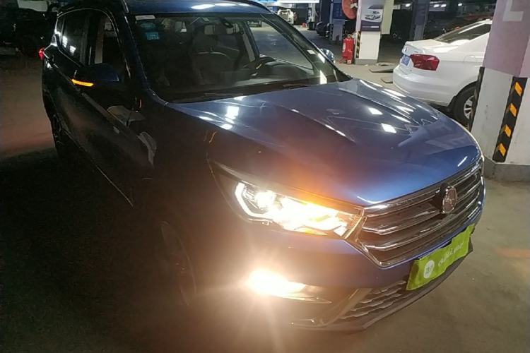 Used Hanteng X5 2018 1.5T CVT Luxury Edition Front Right 45 Deg