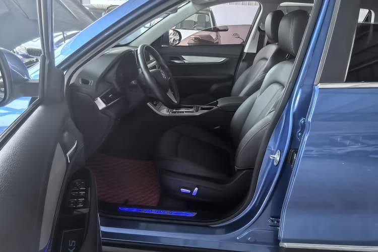 Used Hanteng X5 2018 1.5T CVT Luxury Edition Interior 2
