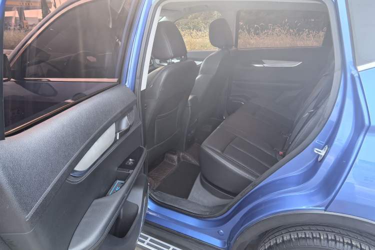 Used Hanteng X5 2018 1.5T CVT Luxury Edition Interior 3