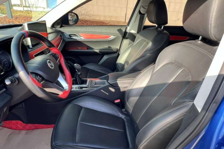 Used Hanteng X5 2018 1.5T Manual Luxury Edition Interior 4