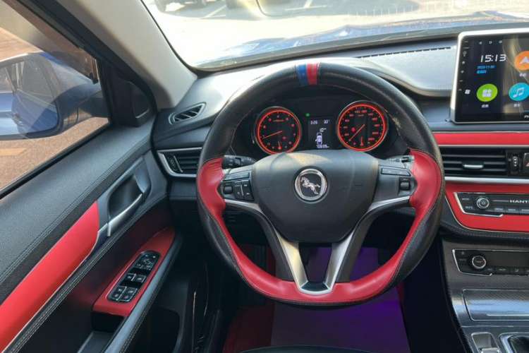 Used Hanteng X5 2018 1.5T Manual Luxury Edition Interior 6