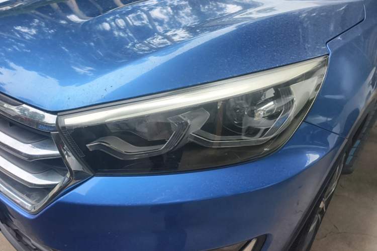 Used Hanteng X5 2018 1.5T Manual Luxury Edition Left Front Headlight
