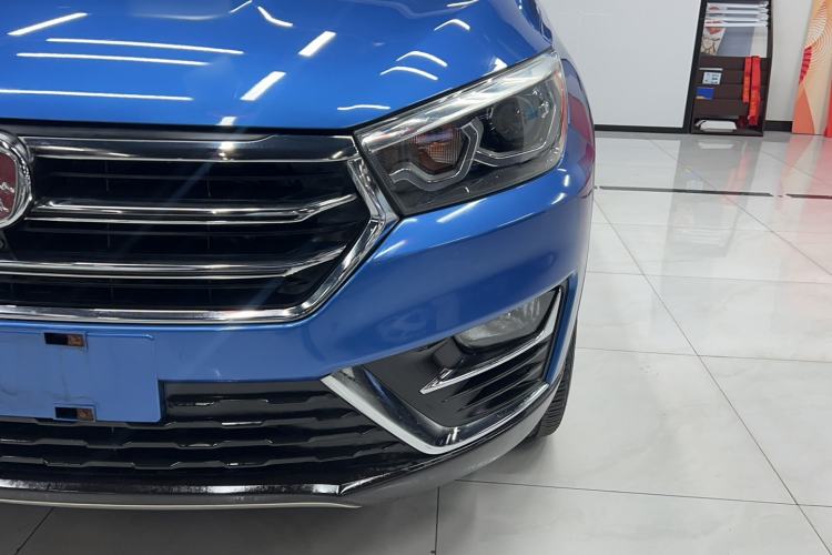 Used Hanteng X5 2018 1.5T CVT Luxury Edition Left Front Headlight
