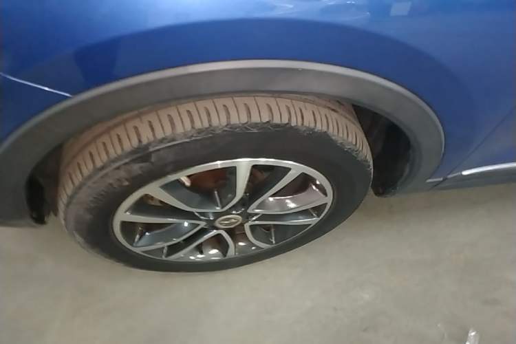 Used Hanteng X5 2018 1.5T CVT Luxury Edition Left Front Wheel Hub
