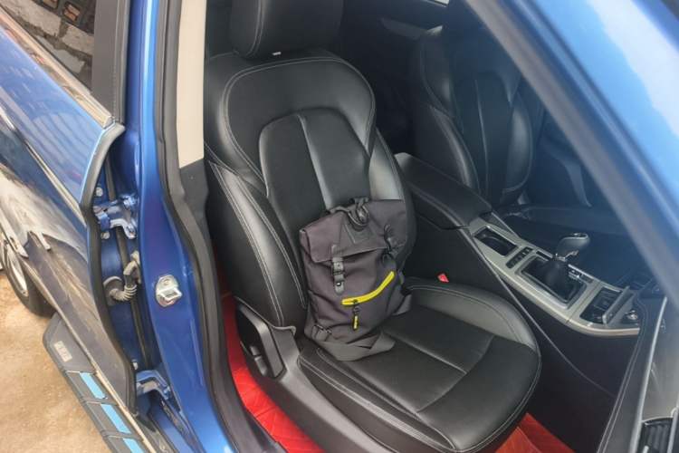Used Hanteng X5 2018 1.5T Manual Luxury Edition Right Front Seat