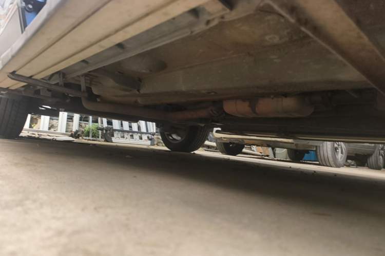 Used Hanteng X5 2018 1.5T Manual Luxury Edition Right Side Sill