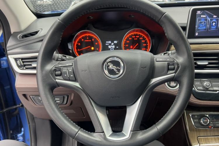 Used Hanteng X5 2018 1.5T CVT Luxury Edition Steering Wheel