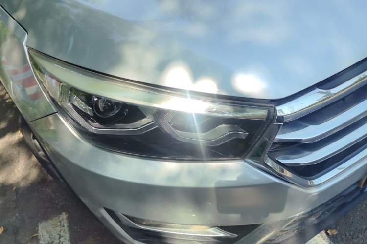 Used Hanteng X5 2018 1.5T CVT Luxury Edition Right Front Headlight