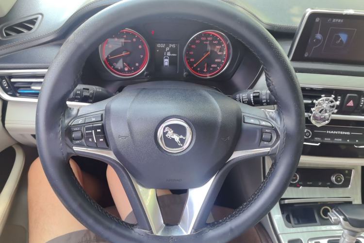 Used Hanteng X5 2018 1.5T CVT Luxury Edition Steering Wheel