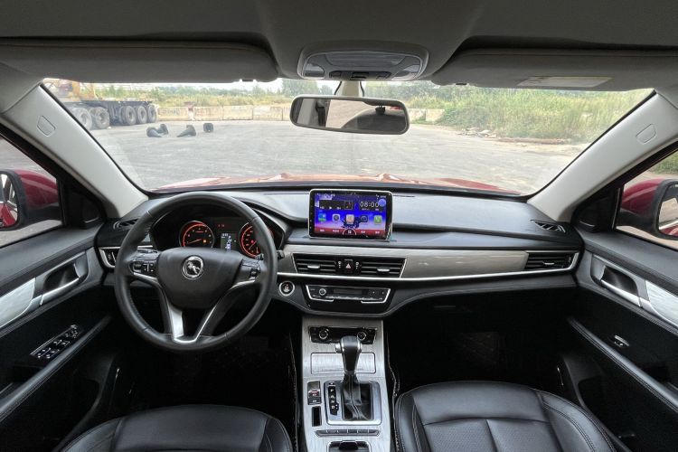 Used Hanteng X5 2018 1.5T CVT Elite Edition Center Console