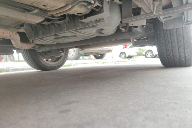 Used Hanteng X5 2018 1.5T Manual Elite Edition Chassis Rear Left