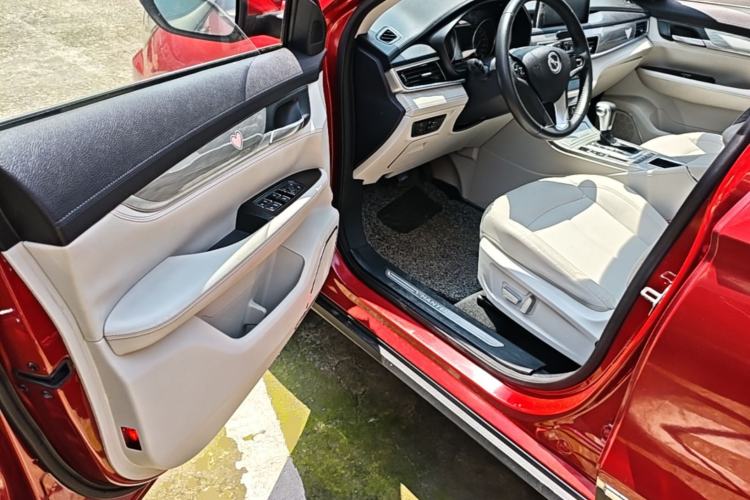 Used Hanteng X5 2018 1.5T CVT Luxury Edition Driver Seat