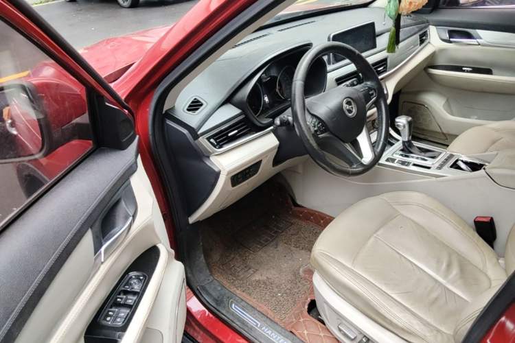 Used Hanteng X5 2018 1.5T CVT Luxury Edition Driver Seat