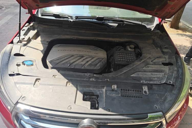 Used Hanteng X5 2018 1.5T CVT Luxury Edition Engine Bay