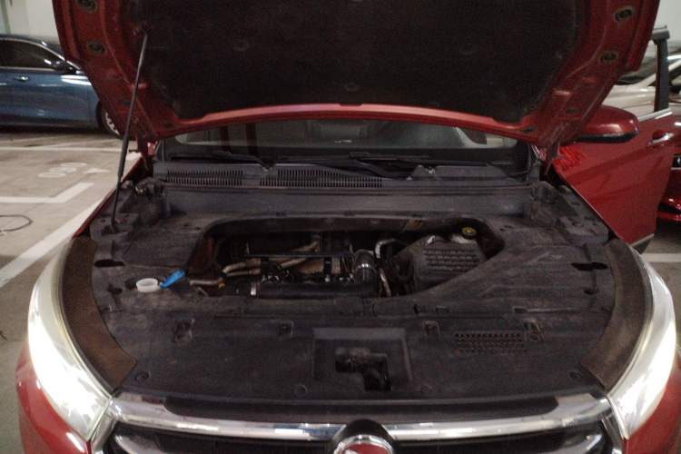 Used Hanteng X5 2018 1.5T CVT Luxury Edition Engine Bay