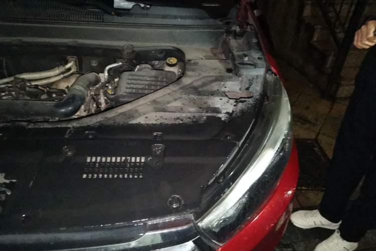 Used Hanteng X5 2018 1.5T CVT New Year Edition Engine Bay Left