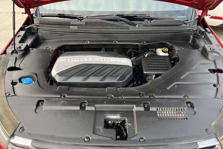 Used Hanteng X5 2018 1.5T CVT Elite Edition Engine Bay