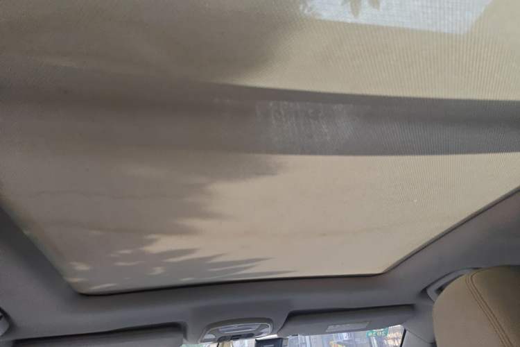 Used Hanteng X5 2018 1.5T CVT Luxury Edition Headliner