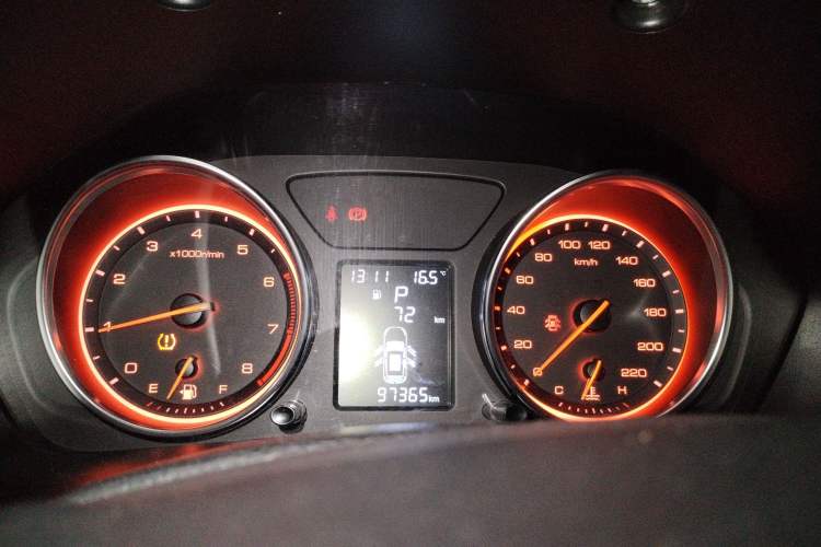 Used Hanteng X5 2018 1.5T CVT Luxury Edition Instrument Cluster