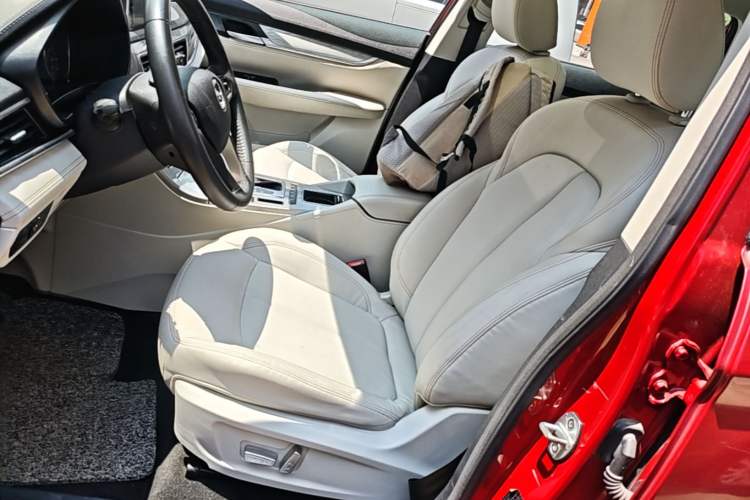 Used Hanteng X5 2018 1.5T CVT Luxury Edition Left Front Seat