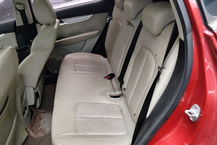Used Hanteng X5 2018 1.5T CVT Luxury Edition Left Rear Seat