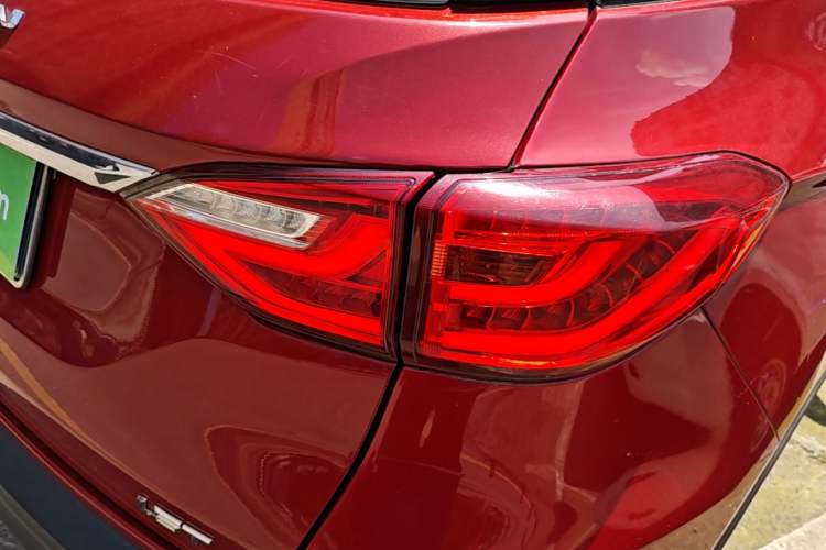 Used Hanteng X5 2018 1.5T CVT Luxury Edition Right Rear Taillight
