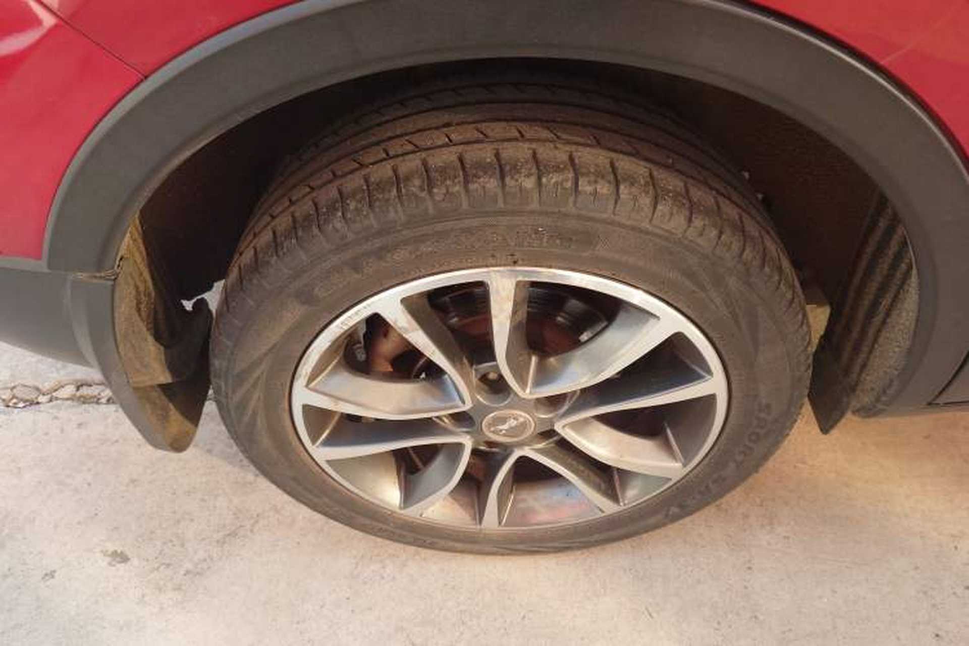 Used Hanteng X5 2018 1.5T CVT Luxury Edition Right Rear Wheel Hub