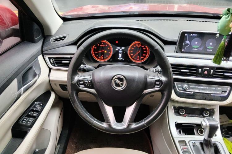 Used Hanteng X5 2018 1.5T CVT Luxury Edition Steering Wheel