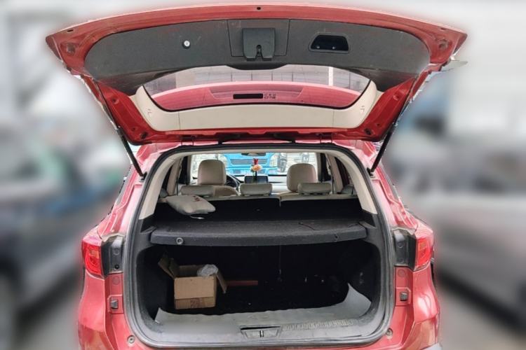 Used Hanteng X5 2018 1.5T CVT Luxury Edition Trunk