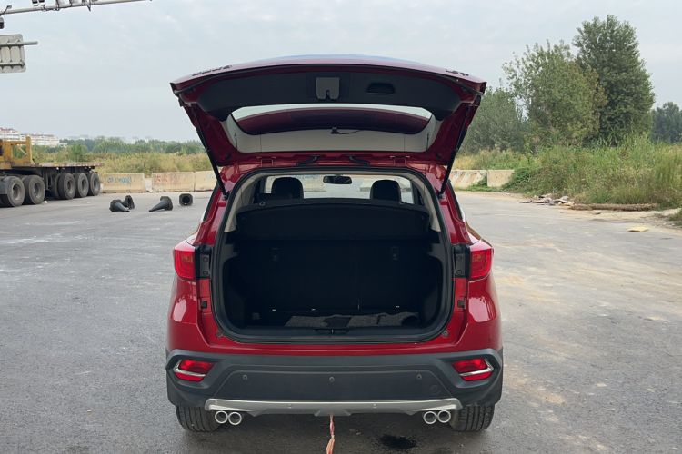 Used Hanteng X5 2018 1.5T CVT Elite Edition Trunk