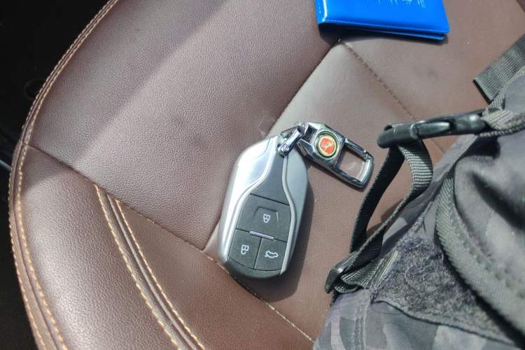Used Hanteng X5 2018 1.5T CVT Luxury Edition Vehicle Key
