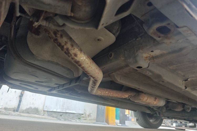 Used Hanteng X5 2018 1.5T Manual Elite Edition Chassis Rear Right