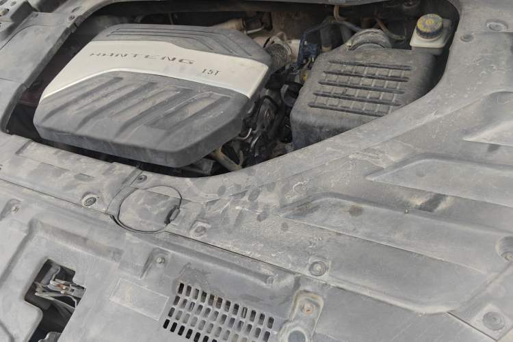 Used Hanteng X5 2018 1.5T CVT Luxury Edition Engine Bay