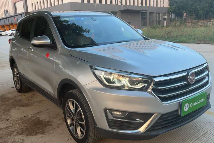 Used Hanteng X5 2018 1.5T CVT Luxury Edition Front Right 45 Deg