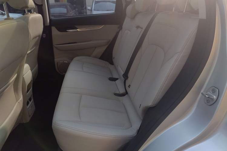 Used Hanteng X5 2018 1.5T CVT Luxury Edition Interior 1