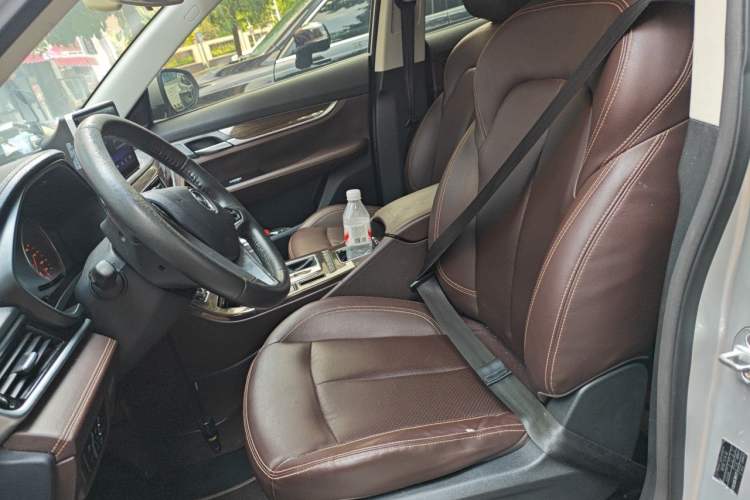 Used Hanteng X5 2018 1.5T CVT Elite Edition Left Front Seat