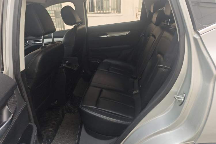 Used Hanteng X5 2018 1.5T Manual Elite Edition Left Rear Seat