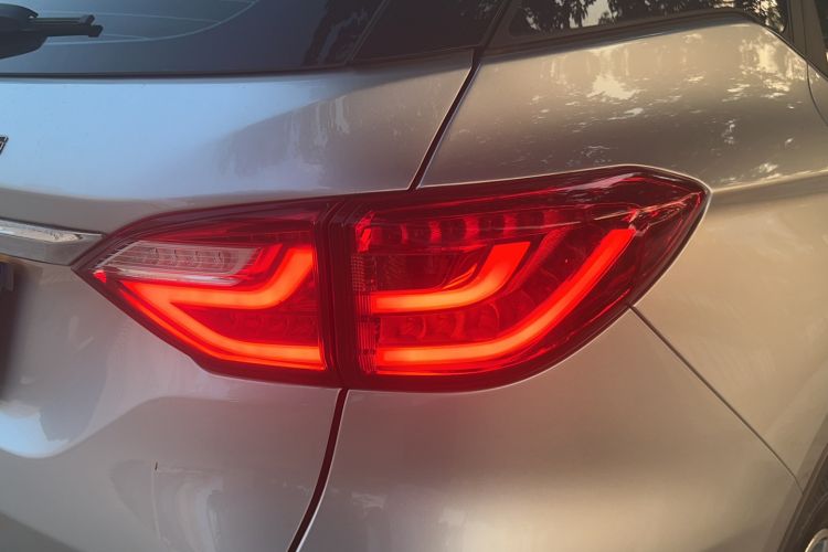 Used Hanteng X5 2018 1.5T CVT Luxury Edition Right Rear Taillight