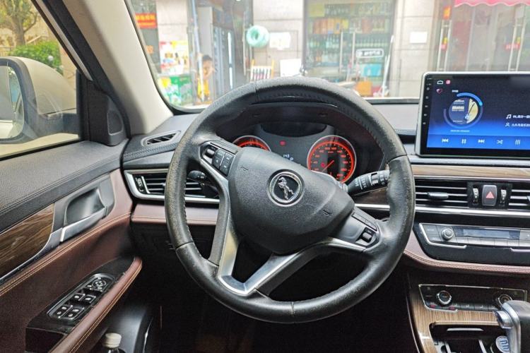 Used Hanteng X5 2018 1.5T CVT Elite Edition Steering Wheel
