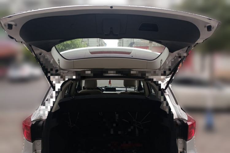 Used Hanteng X5 2018 1.5T CVT Luxury Edition Trunk