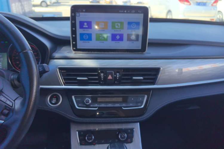 Used Hanteng X5 2018 1.5T CVT Elite Edition Audio And AC Panel