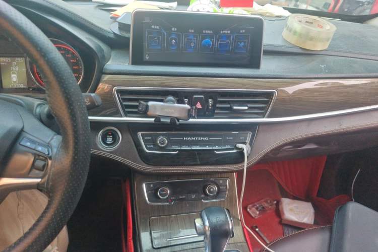 Used Hanteng X5 2018 1.5T CVT Luxury Edition Audio And AC Panel