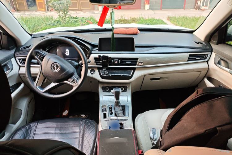 Used Hanteng X5 2018 1.5T CVT Xuan Dong Flagship Edition Center Console