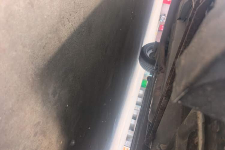 Used Hanteng X5 2018 1.5T Manual Luxury Edition Chassis Front Right